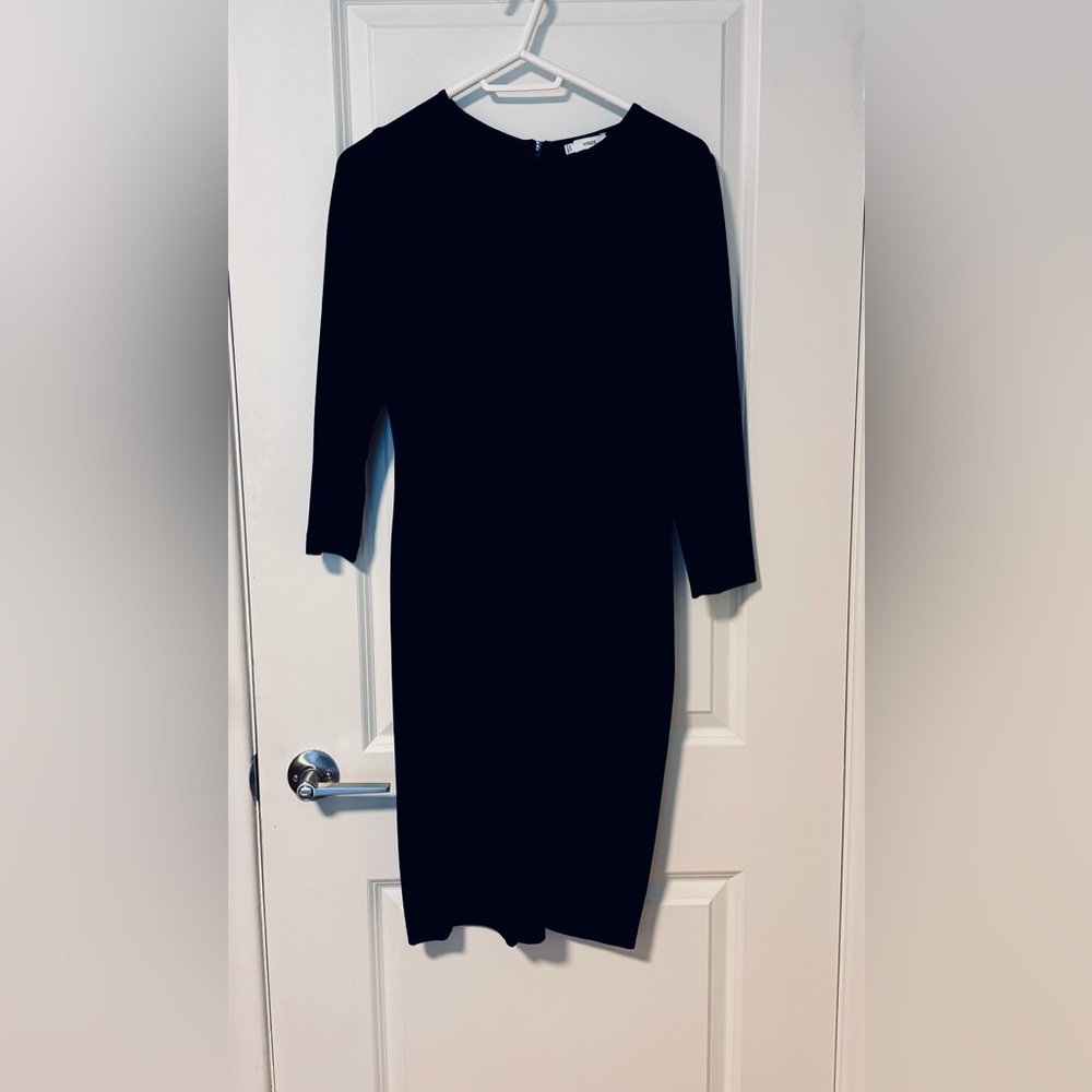 Vince sheath dress M. Excellent condition